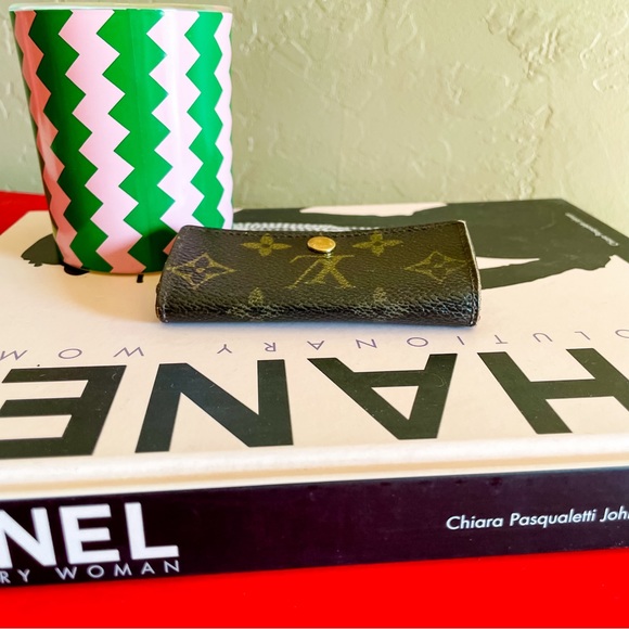 Louis Vuitton Vintage Monogram 4 Ring Key Compact Case Holder Accessory PreLoved - Picture 6 of 12